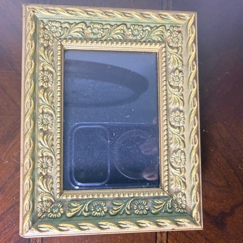 Vintage Ornate Floral Gold Green Picture Frame Size‎ 3x2 Grandmillennial Baroque